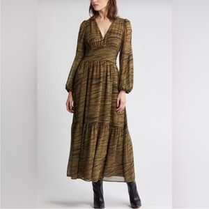 Chelsea28 Split Long Sleeve Tiered Dress In Olive Black Geode Stripe Size S